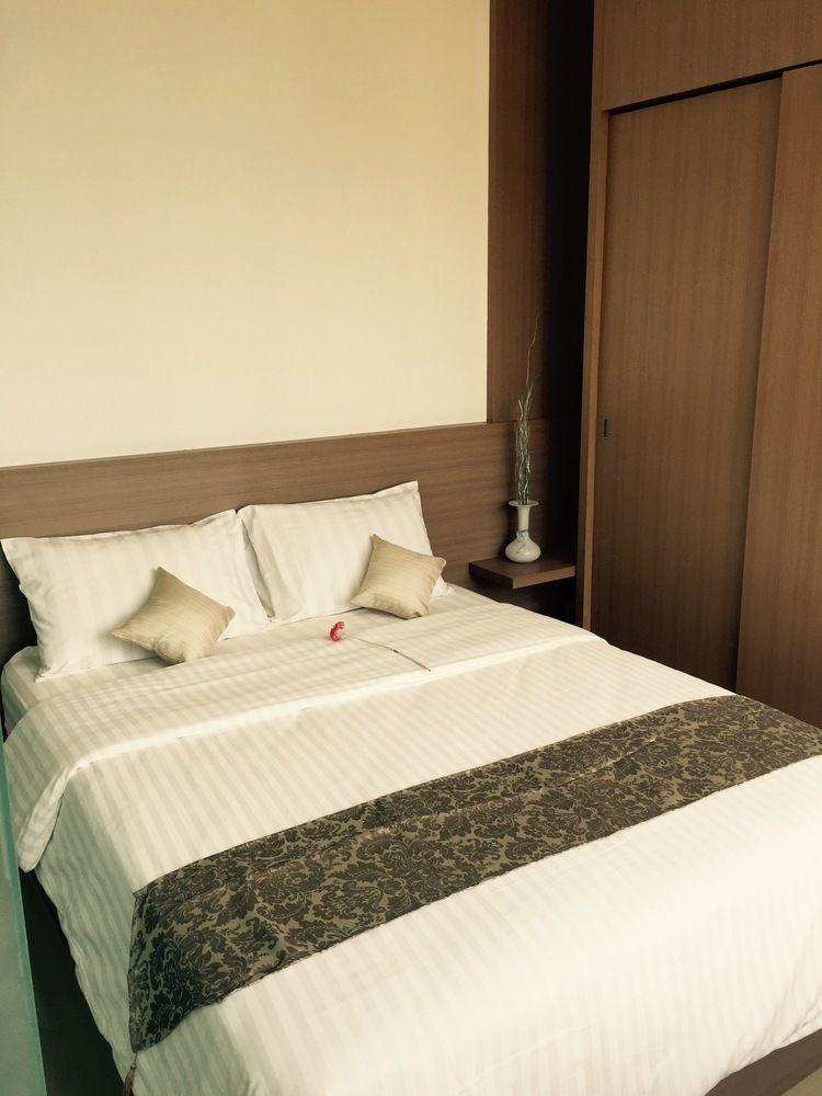Residence100 Jakarta Buitenkant foto