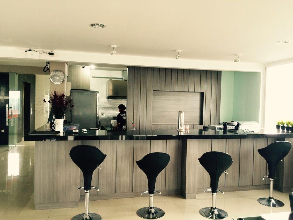 Residence100 Jakarta Buitenkant foto