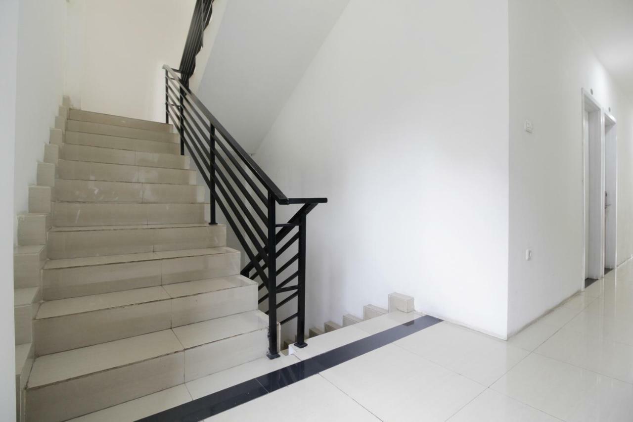 Residence100 Jakarta Buitenkant foto