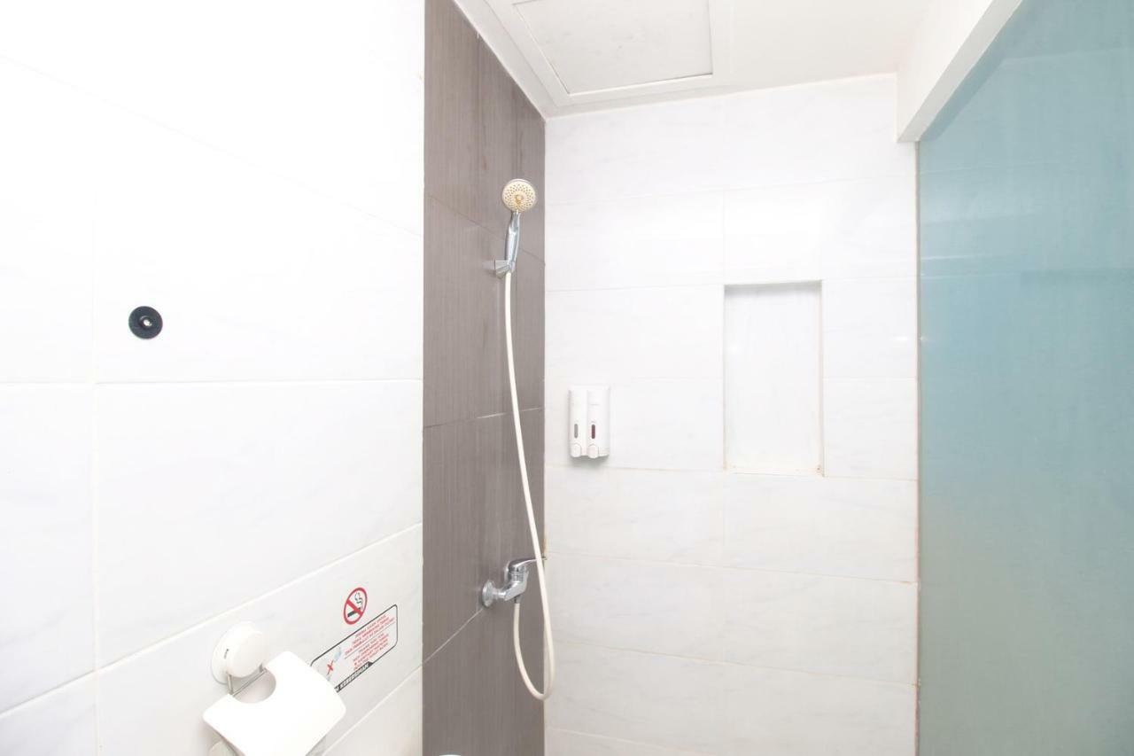 Residence100 Jakarta Buitenkant foto